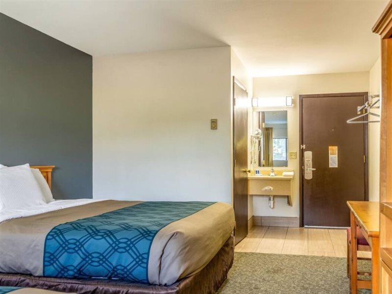 Rodeway Inn Bozeman Ngoại thất bức ảnh