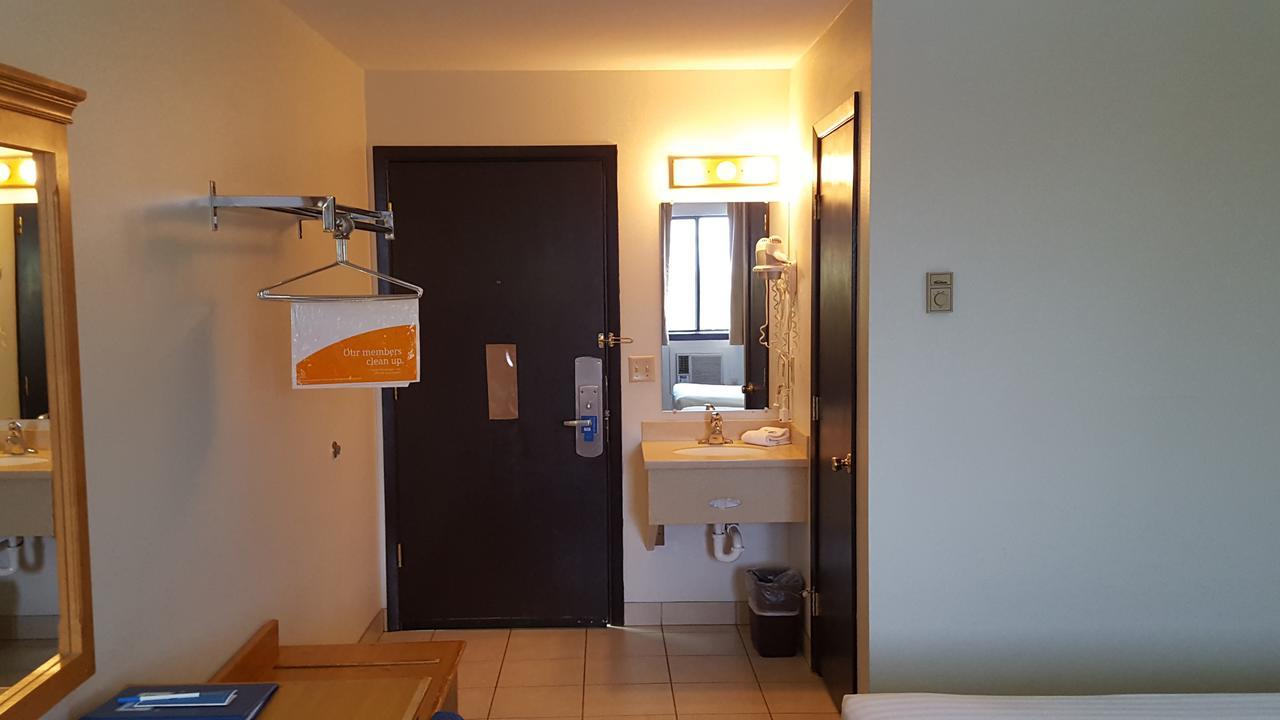 Rodeway Inn Bozeman Ngoại thất bức ảnh