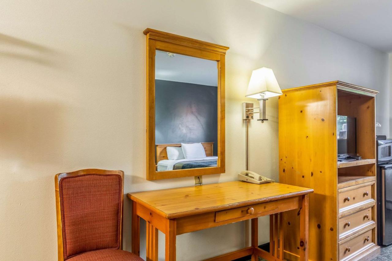 Rodeway Inn Bozeman Ngoại thất bức ảnh